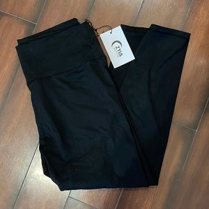 black zyia leggings